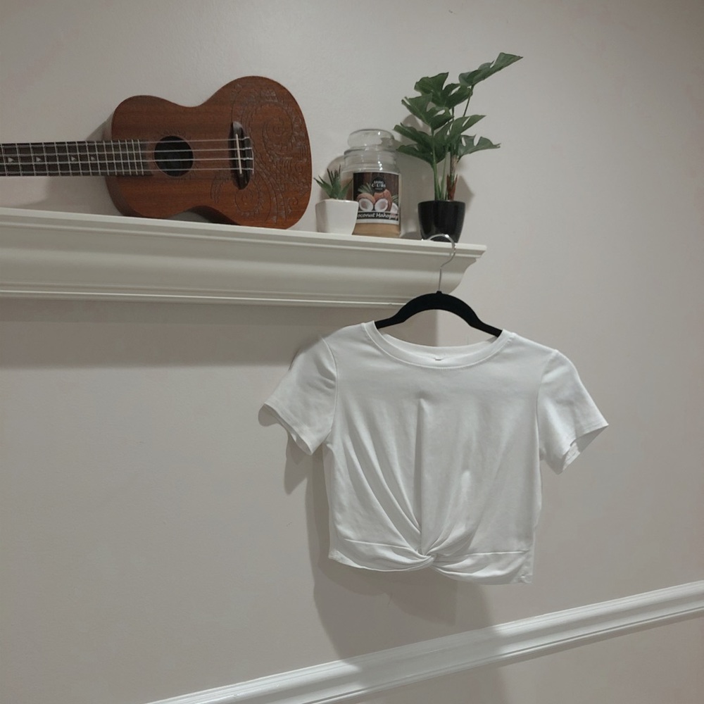 White crop top